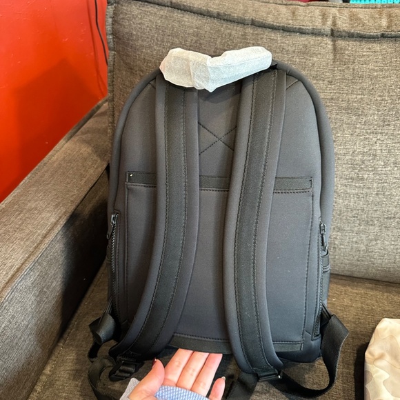 Dagne Dover Black Medium Dakota Neoprene Backpack NEVER USED - Picture 8 of 9